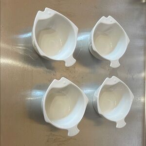 White Fish-Shaped Ceramic Bowls